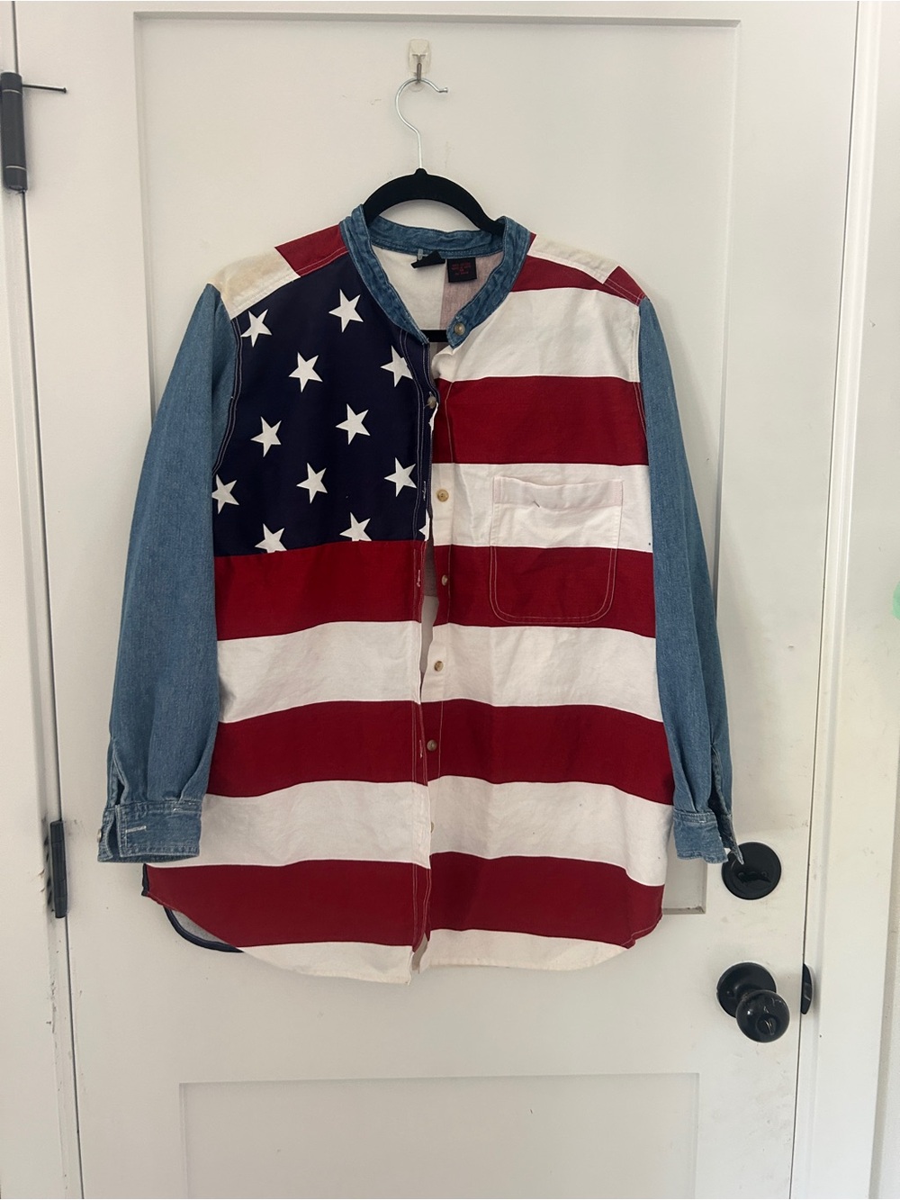 US Flag Shirt Vintage Quizz Co Casual Button up Size 18 (fits like a med/large)